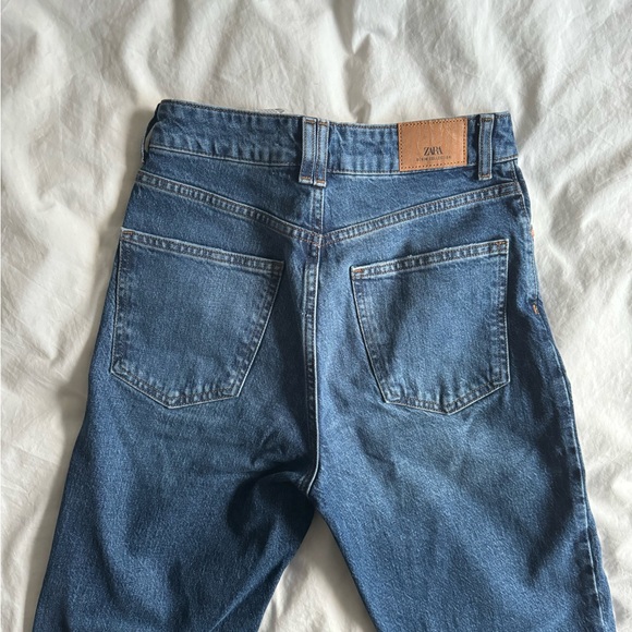 Zara Dark Blue Jeans - Picture 3 of 3